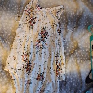 Floral Sleeveless Blouse